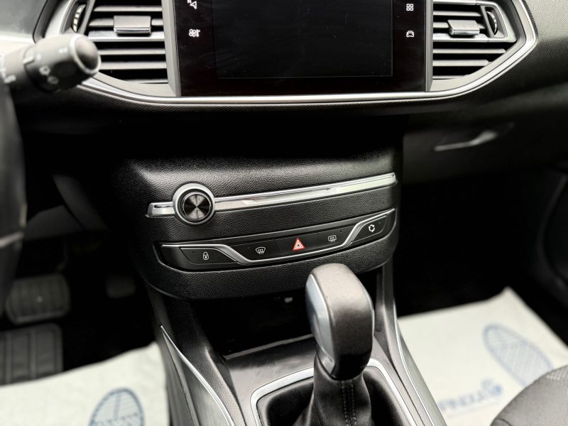 Peugeot 308 SW 1.6 HDI 120 CH EAT6 Allure - Boîte Auto - GPS - Révisée & Garantie 6 Mois