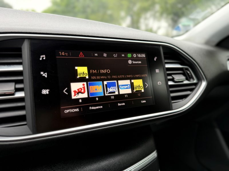 Peugeot 308 SW 1.6 HDI 120 CH EAT6 Allure - Boîte Auto - GPS - Révisée & Garantie 6 Mois