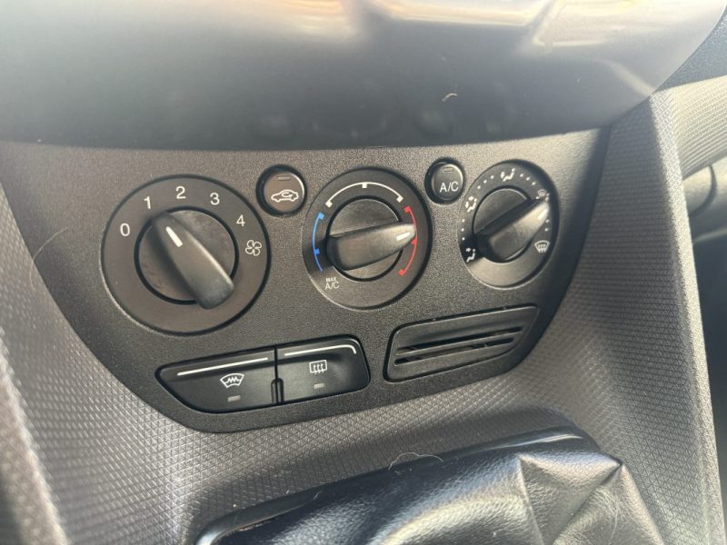 FORD TRANSIT CONNECT L1 1.6 TDCI 95 CAB APPRO 2015