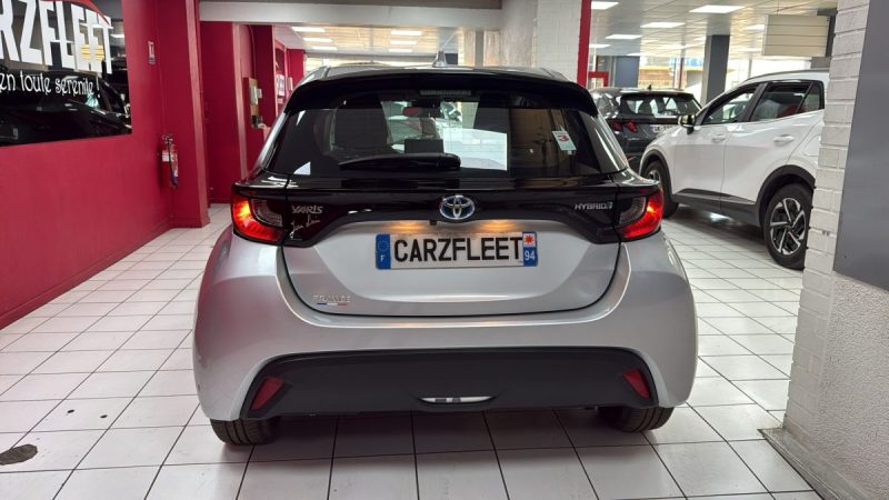 TOYOTA YARIS 4 BERLINE HYBRIDE 116cv FRANCE BUSINESS/1 ERE MAIN/TVA RECUPERABLE