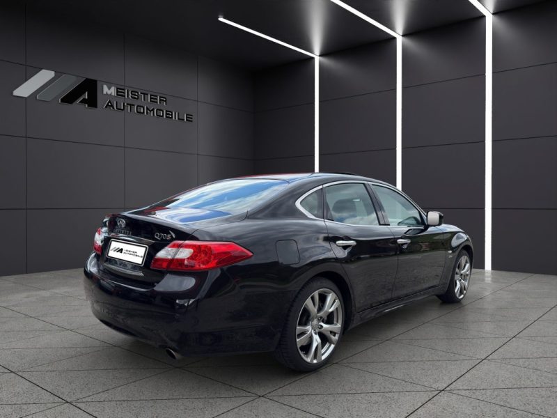 INFINITI Q70 S 3.0 D V6 