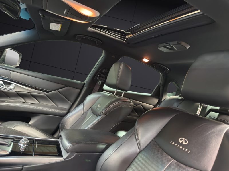 INFINITI Q70 S 3.0 D V6 