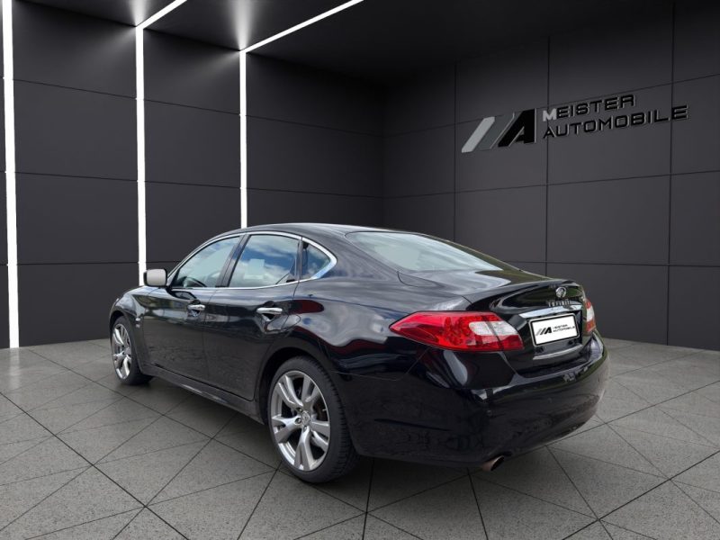 INFINITI Q70 S 3.0 D V6 