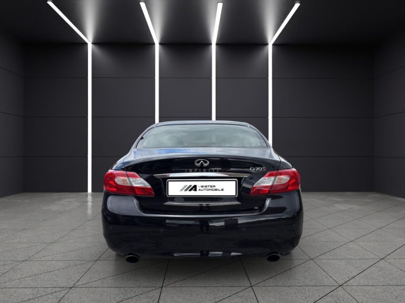 INFINITI Q70 S 3.0 D V6 