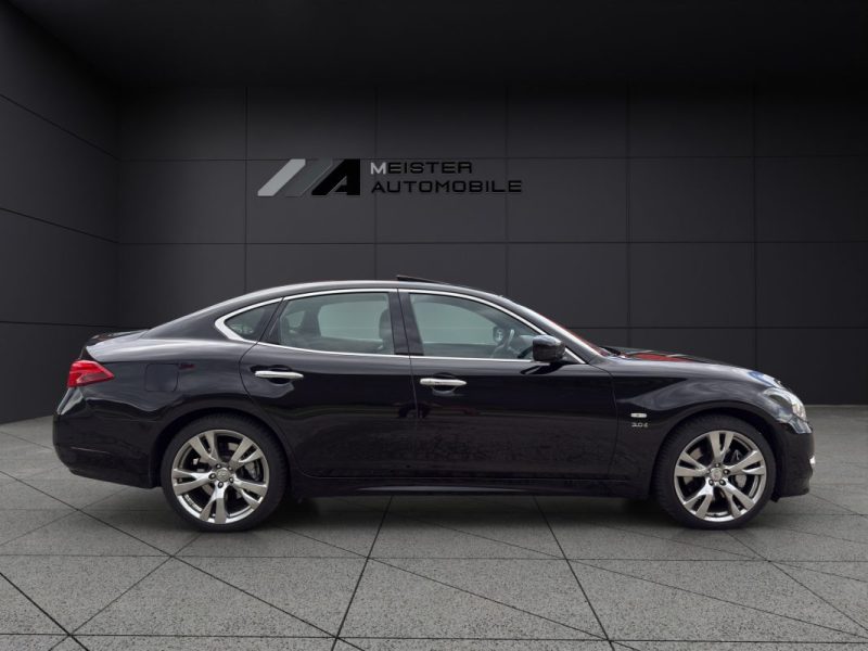 INFINITI Q70 S 3.0 D V6 