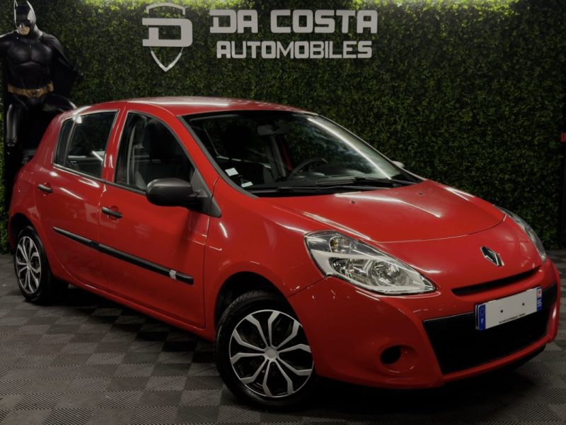 RENAULT CLIO 3 III PHASE 2 1.2 75 Cv 5 PORTES / CLIMATISATION REGULATEUR LIMITEUR - GARANTIE 1 AN