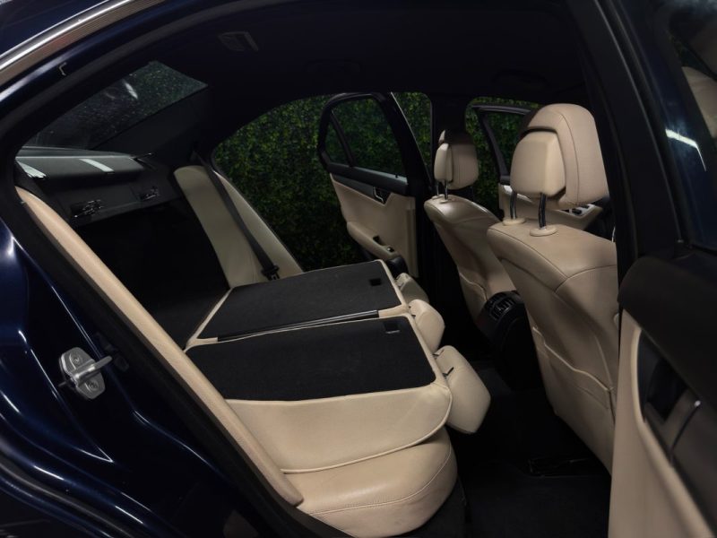 MERCEDES CLASSE C 3 III PHASE 2 AVANTGARDE 180 CGI 1.6 156 Cv BVA7 INTERIEUR CUIR - Garantie 1 an