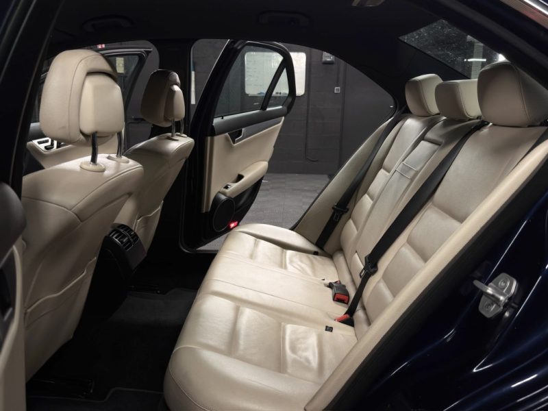 MERCEDES CLASSE C 3 III PHASE 2 AVANTGARDE 180 CGI 1.6 156 Cv BVA7 INTERIEUR CUIR - Garantie 1 an