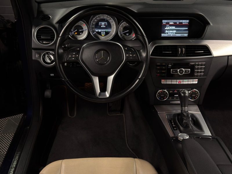 MERCEDES CLASSE C 3 III PHASE 2 AVANTGARDE 180 CGI 1.6 156 Cv BVA7 INTERIEUR CUIR - Garantie 1 an