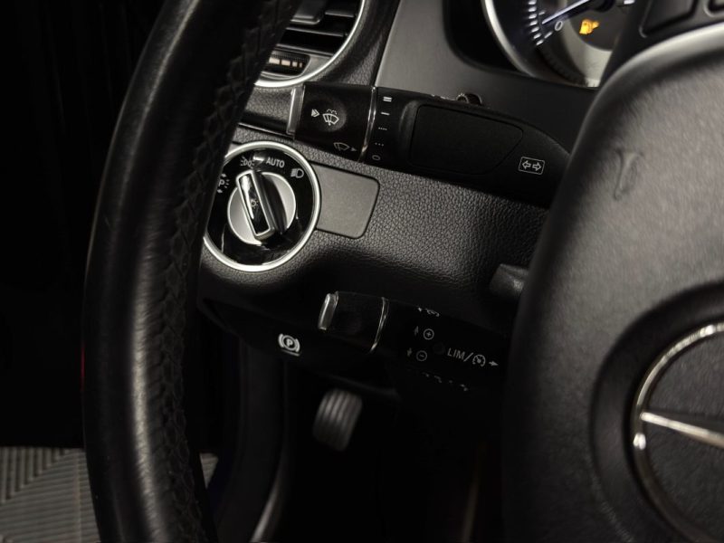 MERCEDES CLASSE C 3 III PHASE 2 AVANTGARDE 180 CGI 1.6 156 Cv BVA7 INTERIEUR CUIR - Garantie 1 an