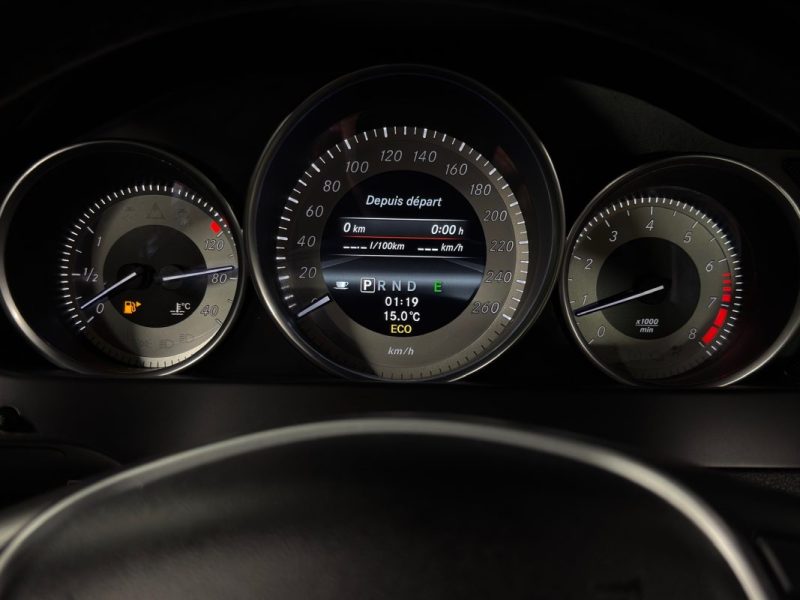 MERCEDES CLASSE C 3 III PHASE 2 AVANTGARDE 180 CGI 1.6 156 Cv BVA7 INTERIEUR CUIR - Garantie 1 an