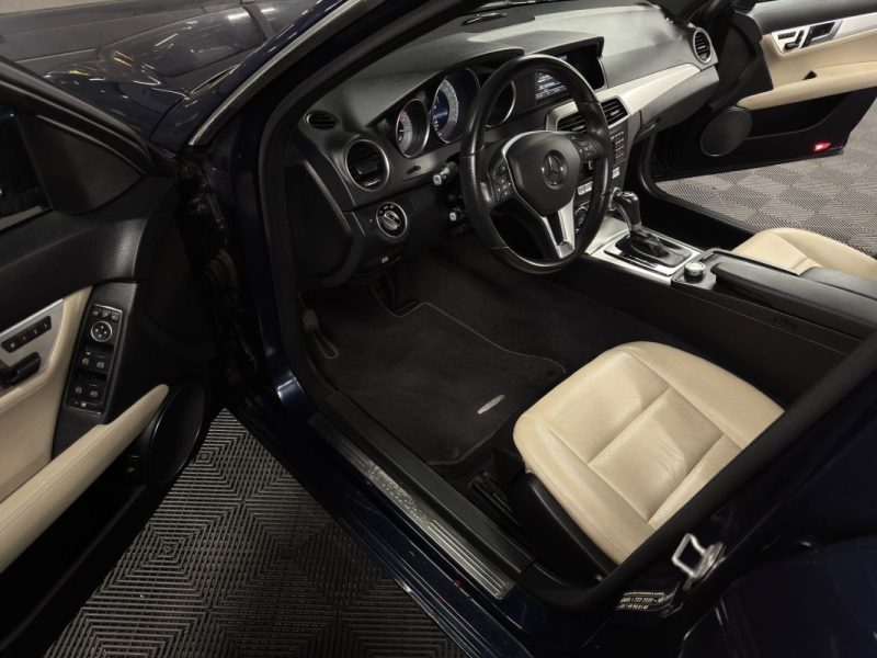 MERCEDES CLASSE C 3 III PHASE 2 AVANTGARDE 180 CGI 1.6 156 Cv BVA7 INTERIEUR CUIR - Garantie 1 an