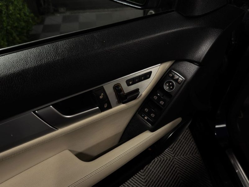 MERCEDES CLASSE C 3 III PHASE 2 AVANTGARDE 180 CGI 1.6 156 Cv BVA7 INTERIEUR CUIR - Garantie 1 an