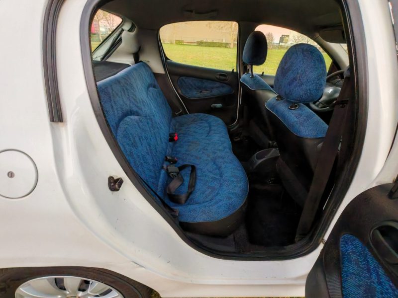 PEUGEOT 206 1.9D X-LINE 5 PORTES