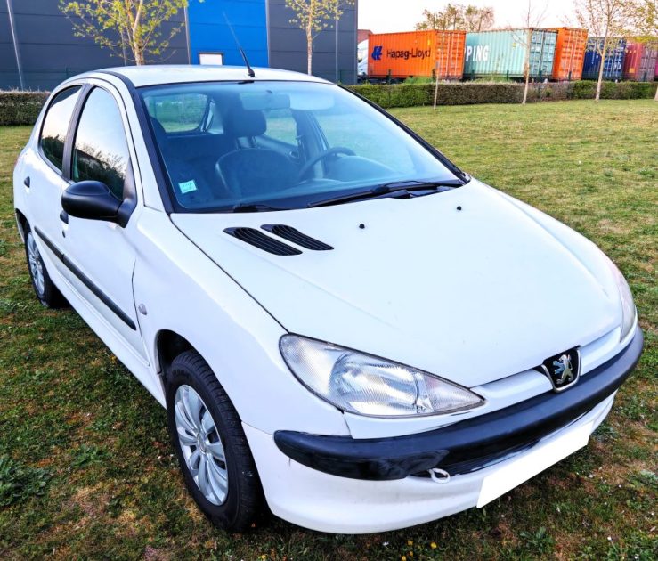 PEUGEOT 206 1.9D X-LINE 5 PORTES