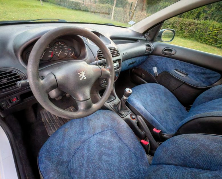 PEUGEOT 206 1.9D X-LINE 5 PORTES