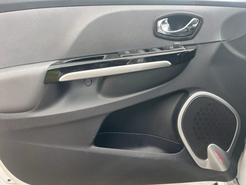 RENAULT CLIO IV 1.2 TCE 120CH GT EDC ECO² 2013