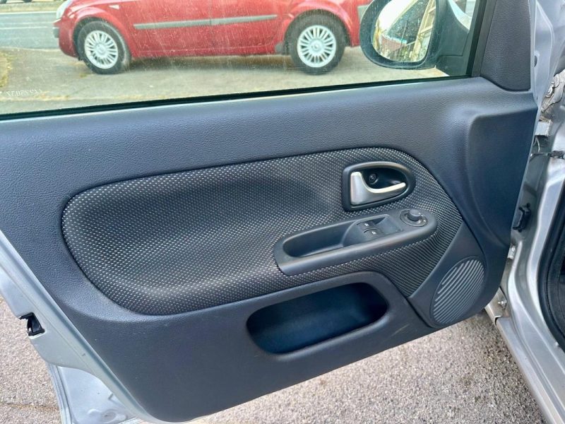 RENAULT CLIO CAMPUS 1.5 dCi 65 DYNAMIQUE 