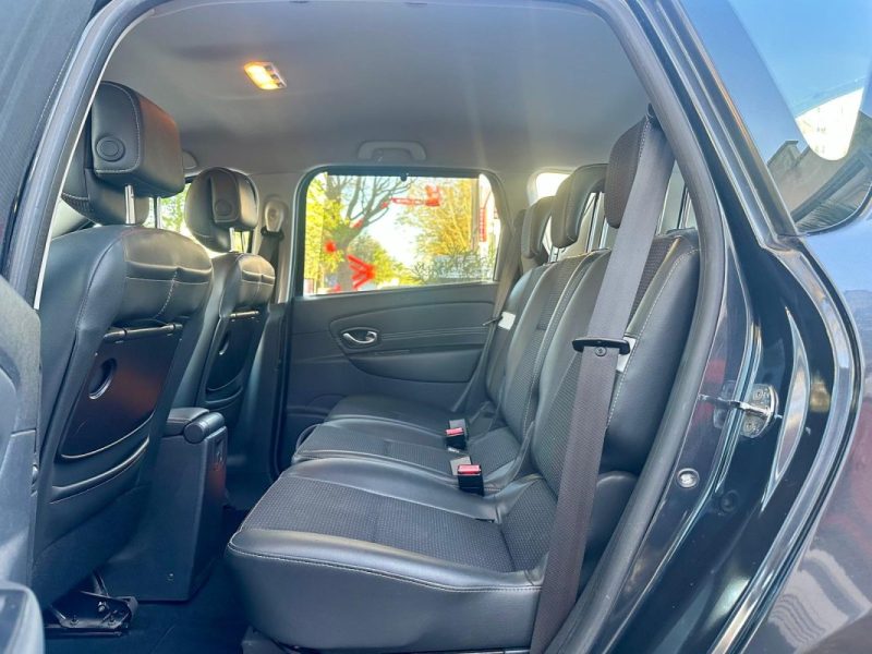 RENAULT SCENIC III 1.5 dCi 110 DYNAMIQUE 