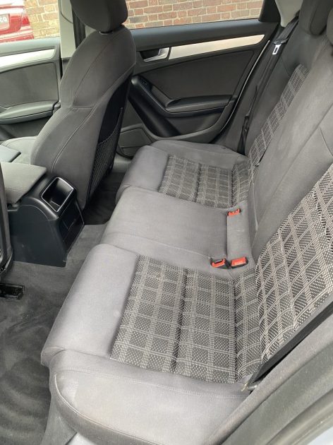 AUDI A4 2.0 TDI 150CH CLEAN DIESEL DPF ATTRACTION EURO6 2015