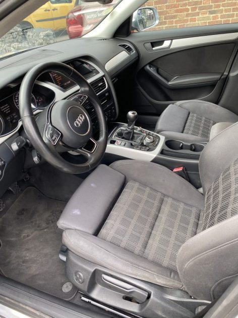 AUDI A4 2.0 TDI 150CH CLEAN DIESEL DPF ATTRACTION EURO6 2015