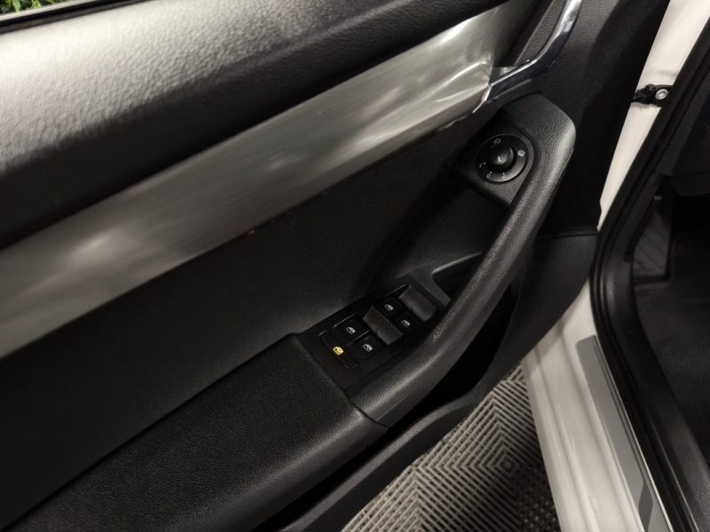 SKODA OCTAVIA III PHASE 2 EDITION 1.5 TSI 150 Cv DSG7 APPLE CARPLAY & ANDROID GPS - GARANTIE 1 AN