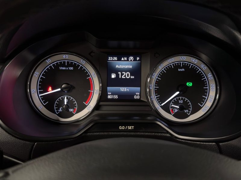 SKODA OCTAVIA III PHASE 2 EDITION 1.5 TSI 150 Cv DSG7 APPLE CARPLAY & ANDROID GPS - GARANTIE 1 AN