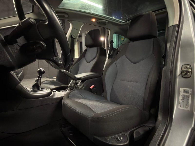 PEUGEOT 308 PHASE 2 SW / BREAK 2.0 HDI 150 Cv TOIT PANORAMIQUE BVM6 - GARANTIE 1 AN