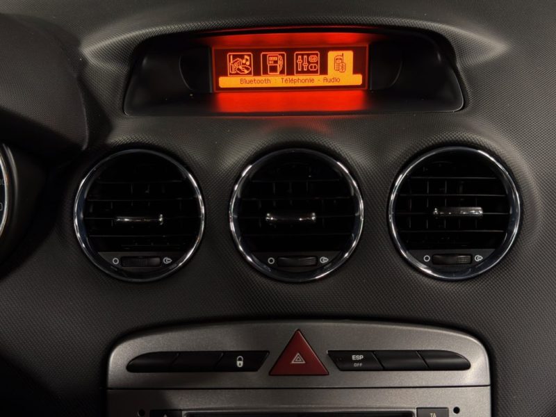 PEUGEOT 308 PHASE 2 SW / BREAK 2.0 HDI 150 Cv TOIT PANORAMIQUE BVM6 - GARANTIE 1 AN