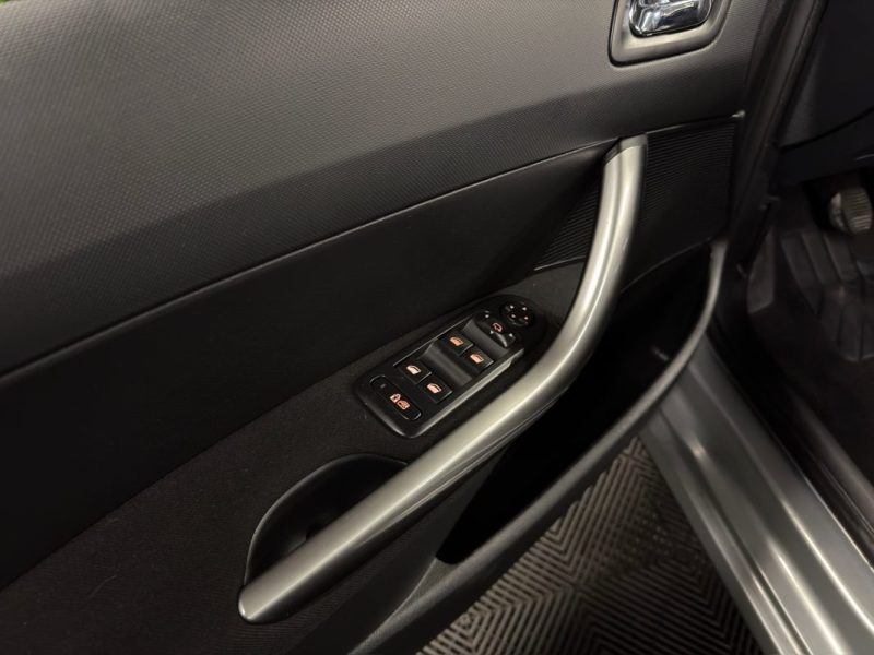 PEUGEOT 308 PHASE 2 SW / BREAK 2.0 HDI 150 Cv TOIT PANORAMIQUE BVM6 - GARANTIE 1 AN