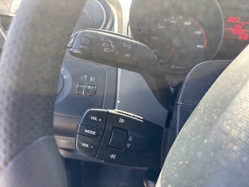 SEAT IBIZA IV 1.4I 16V 85 REFERENCE 2011