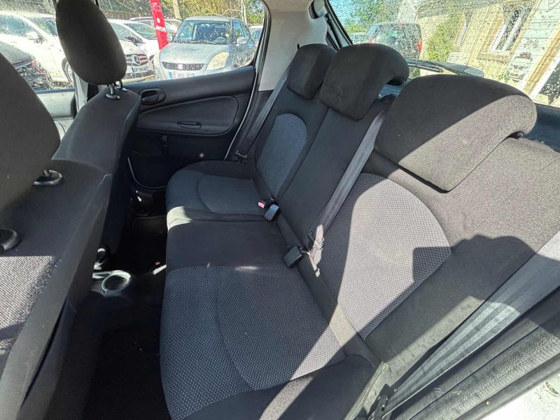 PEUGEOT 206 PLUS 206 + 1.4 HDI URBAN 2009