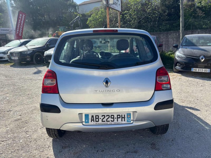 RENAULT TWINGO II 1.2 75 RIP CURL 2009
