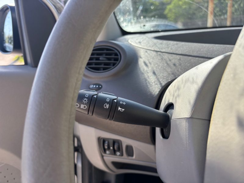 RENAULT TWINGO II 1.2 75 RIP CURL 2009