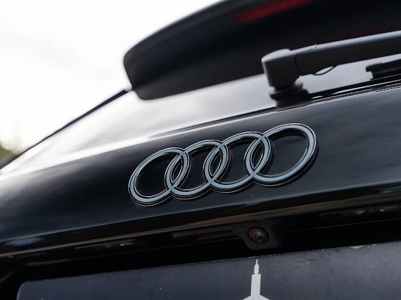 AUDI A3 SPORTBACK 35 TFSI 150 cv noire pano / sonos / 360 ; 560 par mois