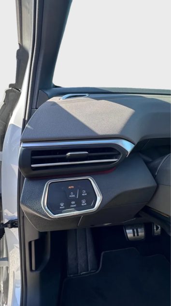 VOLKSWAGEN ID.4 PRO 77 KWH  