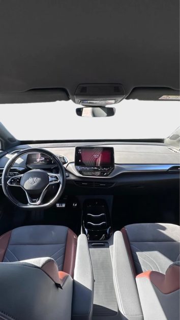 VOLKSWAGEN ID.4 PRO 77 KWH  