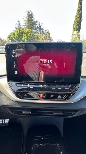 VOLKSWAGEN ID.4 PRO 77 KWH  