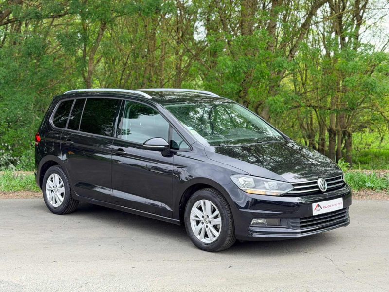 VOLKSWAGEN TOURAN 2.0 TDI 115 DSG7 LOUNGE 7 PLACES  2020