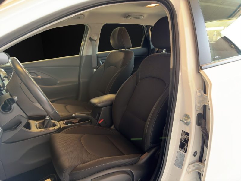 HYUNDAI I30 1.6 CRDI 110 cv Business