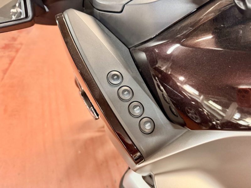 B.M.W. R1200RT 107ch
