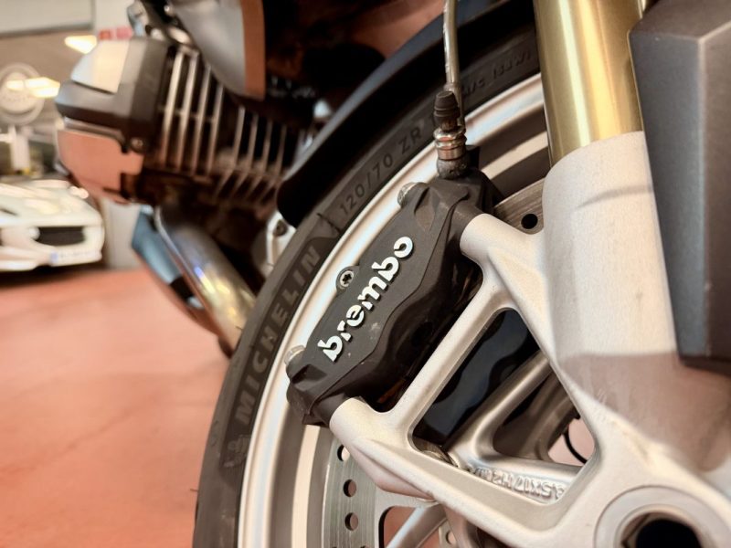B.M.W. R1200RT 107ch