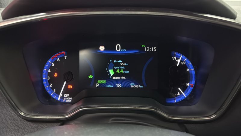 TOYOTA COROLLA BERLINE 122cv DYNAMIC BUSINESS/1 ERE MAIN/TVA RECUPERABLE