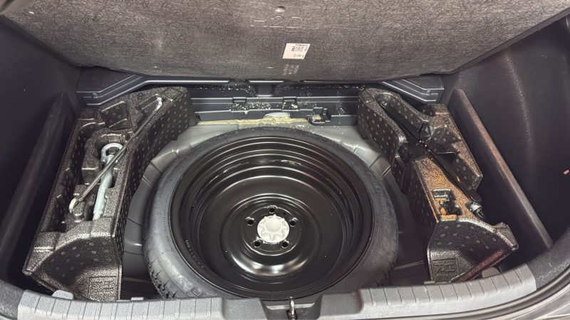 TOYOTA COROLLA BERLINE 122cv DYNAMIC BUSINESS/1 ERE MAIN/TVA RECUPERABLE