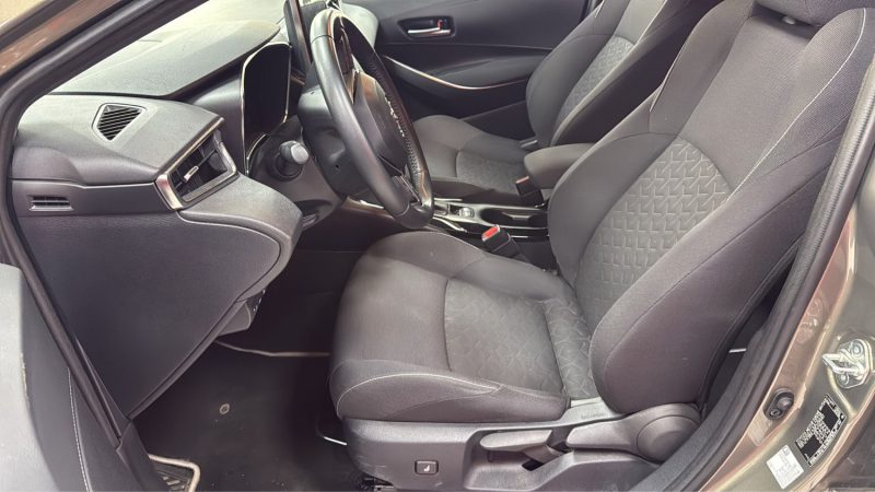 TOYOYA COROLLA TOURING SPORTS 122cv DYNAMIC BUSINESS/1 ERE MAIN/TVA RECUPERABLE