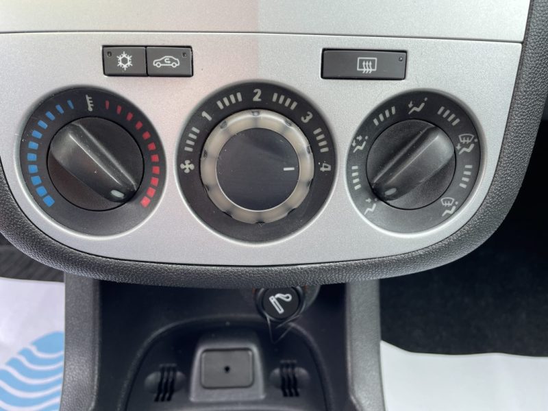 OPEL CORSA 1.2 TWINPORT 86 CV    GARANTIE 3/12 MOIS 2011