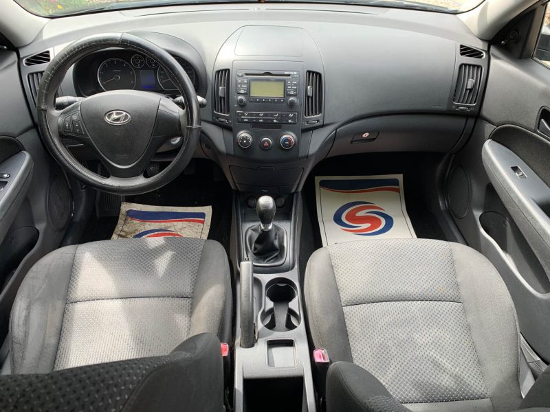 HYUNDAI I30 1.6 CRDI 90 PACK CLIM 2011