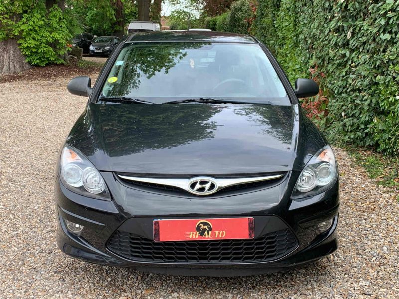 HYUNDAI I30 1.6 CRDI 90 PACK CLIM 2011
