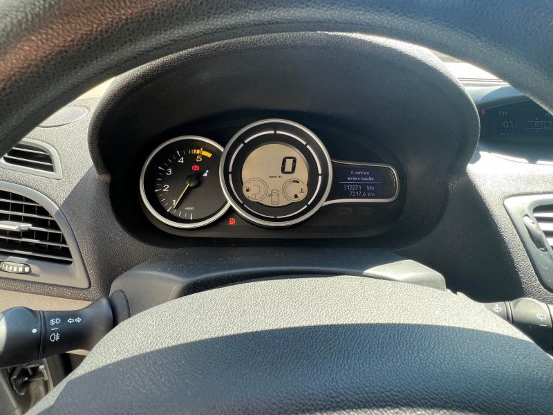 RENAULT MEGANE 3  1.5 DCI 90CH