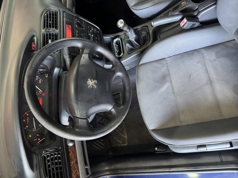 PEUGEOT 406 2.0 HDI SR 2003